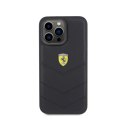 Ferrari Quilted Metal Logo - Etui iPhone 15 Pro Max (czarny)