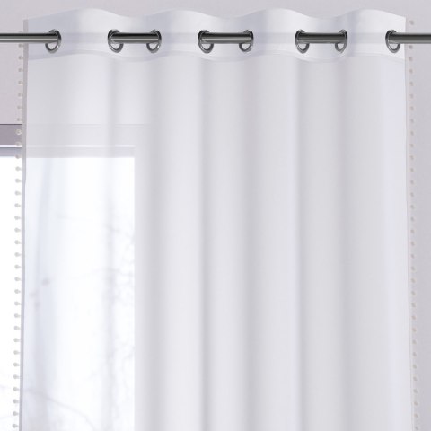 Firana POMPONS kolor biały przelotki przelotki srebrne woal 140x270 ameliahome - SCURT/AH/POMPONS/EYELETS/140X270
