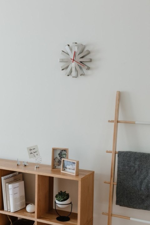 Zegar RIBBON kolor szary umbra - CLOCK/RIBBON/WALL/STEEL