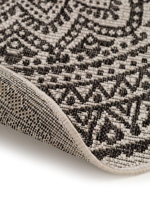 Dywan okrągły krótkowłosy CLEO 4 kolor biały styl boho r150 benuta - RUG/BENUT/CLEO/4/WHITE+BLACK/R150