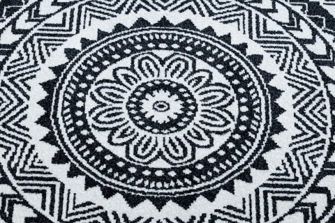 - RUG/LU/BEO/NAPKIN/BLACK/R160