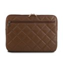 Guess Quilted 4G Sleeve - Etui na notebooka 13" / 14" (brązowy)