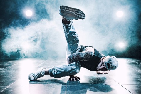 Fototapeta Tancerz Breakdance Podczas Występu Flizelina Zmywalna 254x184 FT-3822-VEML4