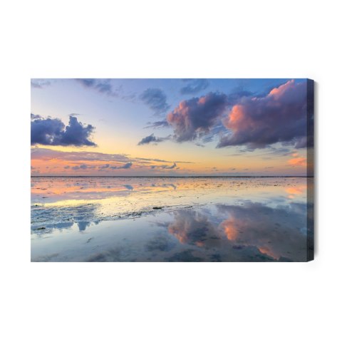 Obraz Na Płótnie Odbicie Lustrzane Chmur W Morzu Canvas 120x80 LB-582-C120-80