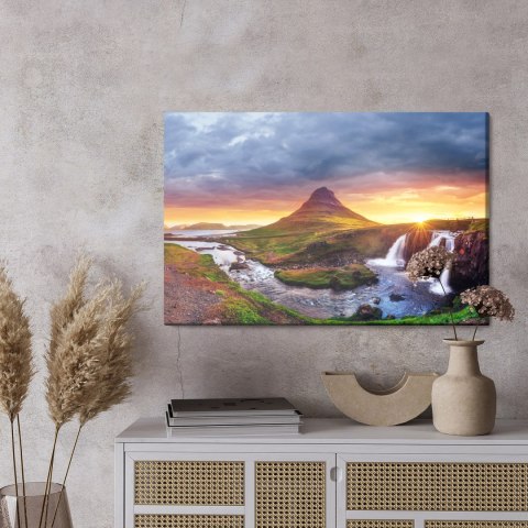 Obraz Na Płótnie Islandzkie Wodospady O Zachodzie Słońca Canvas 120x80 LB-1550-C120-80