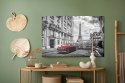 Obraz Na Płótnie Czerwony Samochód I Wieża Eiffla Canvas 120x80 LB-140-C120-80