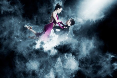 Fototapeta Para Tancerzy Balowych Podczas Występu Flizelina 405x270 FT-3826-VE405-270