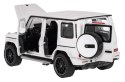 Mercedes-AMG G 63 biały RASTAR model 1:32 Metalowa karoseria + Ręcznie otwierane elementy