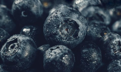 Obraz Wieloczęściowy Jagody Z Bliska 3D Canvas 150x90 LBS-3842-C150-90_1X30-90_2X30-60_2X30-30