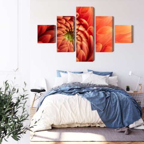 Obraz Wieloczęściowy Pomarańczowa Chryzantema W Skali Makro Canvas Naturalny 200x120 LBS-3702-NC200-120_1X40-120_2X40-80_2X40-4