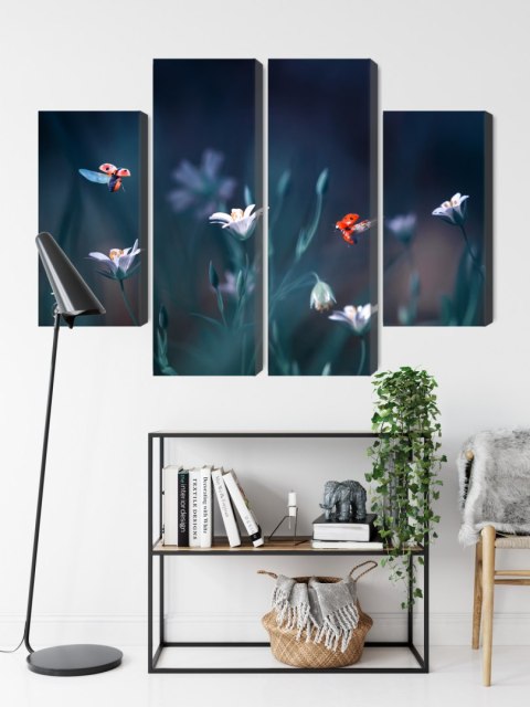 Obraz Wieloczęściowy Biedronki I Polne Kwiaty W Skali Makro Canvas 120x90 LBS-3946-C120-90_2X30-90_2X30-60