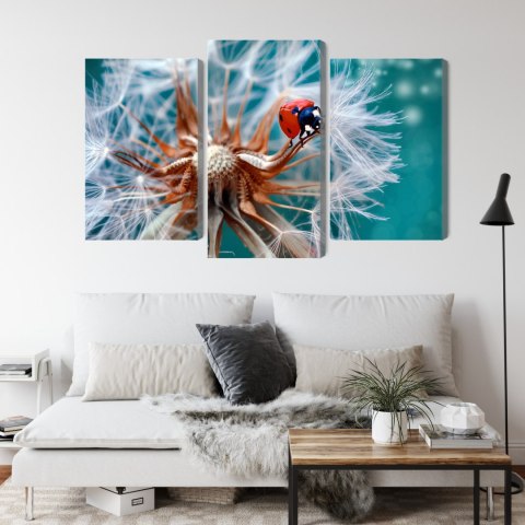 Obraz Wieloczęściowy Biedronka Na Mniszku Lekarskim W Skali Makro Canvas 180x120 LBS-3952-C180-120_1X60-120_2X60-90