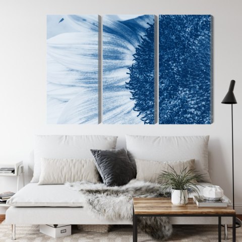 Obraz Wieloczęściowy Niebieski Słonecznik W Skali Makro Canvas Naturalny 150x100 LBS-3908-NC150-100_3X50-100