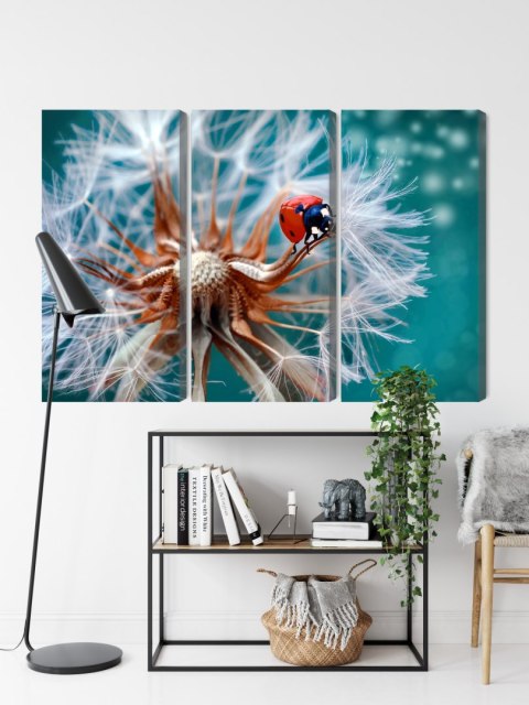 Obraz Wieloczęściowy Biedronka Na Mniszku Lekarskim W Skali Makro Canvas Naturalny 150x100 LBS-3953-NC150-100_3X50-100