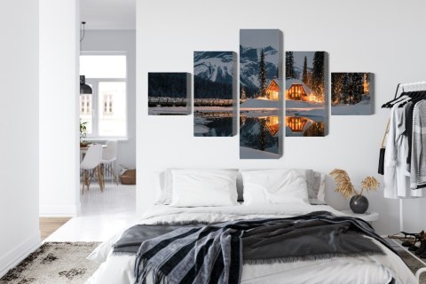 Obraz Wieloczęściowy Emerald Lake W Kanadzie Zimą Canvas 250x150 LBS-2404-C250-150_1X50-150_2X50-100_2X50-50