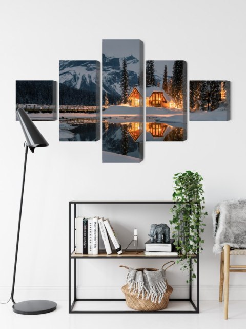 Obraz Wieloczęściowy Emerald Lake W Kanadzie Zimą Canvas 250x150 LBS-2404-C250-150_1X50-150_2X50-100_2X50-50