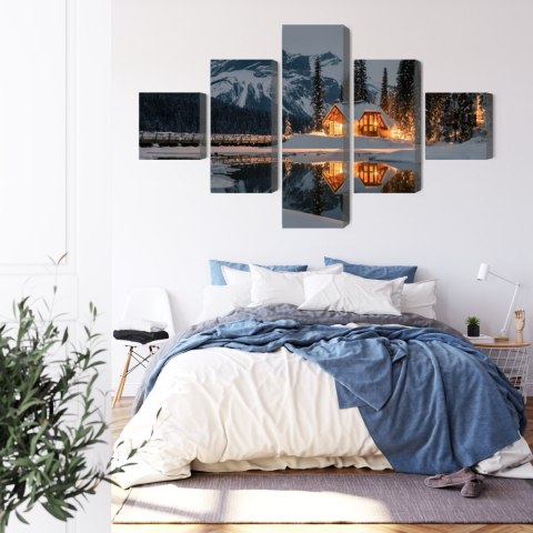 Obraz Wieloczęściowy Emerald Lake W Kanadzie Zimą Canvas Naturalny 200x120 LBS-2404-NC200-120_1X40-120_2X40-80_2X40-40