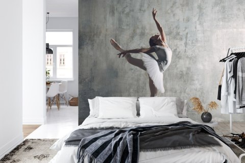 Fototapeta Tańcząca Baletnica Na Tle Betonowej Ściany Flizelina 208x146 FT-3831-VEXL