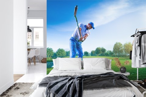 Fototapeta Golfista W Czasie Rozgrywki Vinyl Gładki 152.5x104 FT-3809-VGL