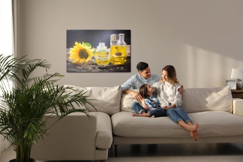 Obraz Na Płótnie Buteleczki Z Olejem Słonecznikowym Canvas Naturalny 100x70 LB-726-NC100-70