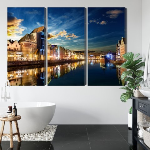 Obraz Wieloczęściowy Gdańskie Nabrzeże I Żuraw Nocą Canvas 120x80 LBS-2741-C120-80_3X40-80