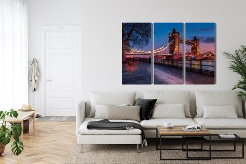 Obraz Wieloczęściowy Tower Bridge W Londynie O Zachodzie Słońca Canvas 120x80 LBS-2214-C120-80_3X40-80
