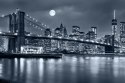 Obraz Wieloczęściowy Nocna Panorama Nowego Jorku Z Księżycem Na Niebie Canvas 120x80 LBS-2565-C120-80_3X40-80