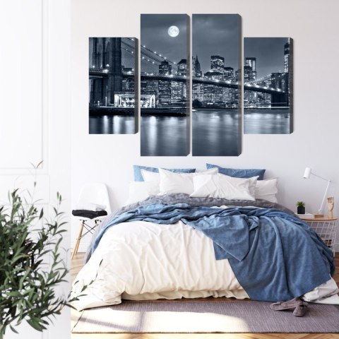 Obraz Wieloczęściowy Nocna Panorama Nowego Jorku Z Księżycem Na Niebie Canvas 80x60 LBS-2567-C80-60_2X20-60_2X20-40
