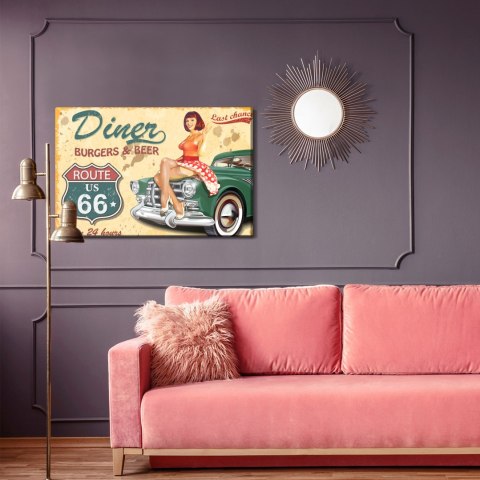 Obraz Na Płótnie Kobieta Na Masce Zabytkowego Samochodu Canvas Naturalny 100x70 LB-2796-NC100-70