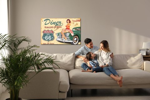 Obraz Na Płótnie Kobieta Na Masce Zabytkowego Samochodu Canvas Naturalny 100x70 LB-2796-NC100-70