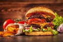 Obraz Wieloczęściowy Domowy Hamburger Canvas 120x80 LBS-3080-C120-80_3X40-80