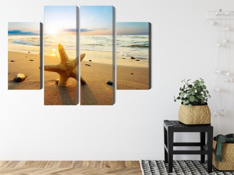 Obraz Wieloczęściowy Rozgwiazda Na Plaży 3D Canvas 80x60 LBS-2111-C80-60_2X20-60_2X20-40