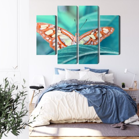 Obraz Wieloczęściowy Motyl Na Liściu W Skali Makro Canvas 80x60 LBS-3940-C80-60_2X20-60_2X20-40