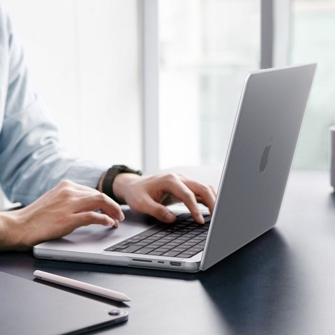 Spigen AirSkin - Obudowa MacBook Pro 14" (M5/M4/M3/M2/M1/2026-2021) (Frost Clear)